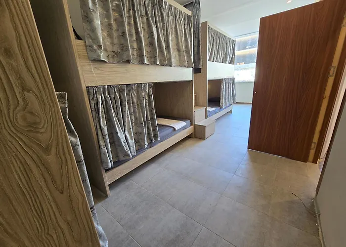 Sheraton - Hostel
